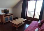 Location vacances Besse-et-Saint-Anastaise - Appartement calme à Super Besse, 5 pers, parking et piscine - Fr-1-814-173-4
