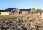Location vacances Tranum - 8 person holiday home in Brovst-1