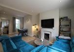 Location vacances Carlisle - Luxury House Near City Center Hospital &Superstore-1