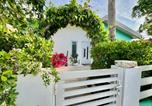 Location vacances Noord - Fantastic Private Tropical Villa in Palm Beach with Breakfast-2