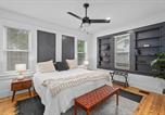 Location vacances Fredericksburg - House on Cora - Sleeps 10 Hot Tub & Walk to Main-2