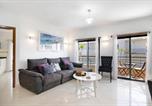 Location vacances Faro - Flat with Pool Marina and Sea View-4