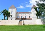 Hôtel Pérouges - Domaine de Sainte-Croix-2