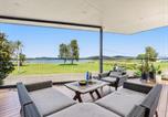 Location vacances Marks Point - Swan Lake By Coast Hosting-3