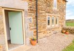 Location vacances Clay Cross - Woodthorpe Cruck Cottage-3