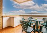Location vacances Cabanes - Awesome Apartment In Oropesa Del Mar With Wifi-1