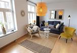 Location vacances  Gare de Wismar - Nikolaiblick Loft mit Klimaanlage - Abc292-4