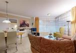 Location vacances Binz - Fewo direkt am Strand , mit Balkon und seitlichem Meerblick, Haus Strelasund, Binz-2