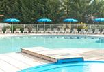 Camping avec Piscine Vallières - Camping RCN Belledonne-1