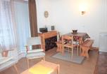 Location vacances Saint-Jean-d'Aulps - Grand studio proche pistes avec piscine et parking - Fr-1-573-64-2