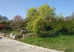 Location vacances Centre - Gîte tout inclus avec piscine privative, activités de plein air et animaux en liberté - Fr-1-491-396-2