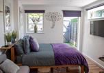 Location vacances Stansted Mountfitchet - 121 Studio - Central Studio Apartment, Terrace & Full Kitchen - Airport & Train Shuttle-3