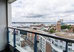 Location vacances Gare sud de Portsmouth - Victorious Apartment - 2 bedroom balcony-1