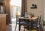 Location vacances Liézey - Mobil-home confortable 4 pers avec terrasse - Api-1-52-611-2