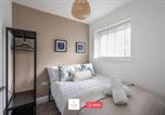 Location vacances Gare de Bornemouth - Last-Minute Escapes l Beachside Retreat l Sun Terrace l Hot Tub Available l Free Parking l Sleeps Up to 4 Guests l Seaside Escapes Short Lets & Serviced Accommodation-4