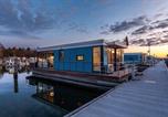 Hôtel Greifswald - Hausboot Chalet am Meer - Lp8-1