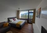 Location vacances Russbach am Pass Gschütt - Ferienwohnung Panoramaglück-1