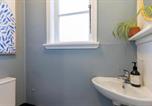 Location vacances  Huka falls - Wanderlust Retreat- Quaint and Romantic Cottage-4