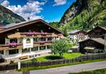 Location vacances Längenfeld - Appartements Alpenrose-1