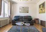 Location vacances  Marne - Duplex Élégant au Cœur de Reims - 2 Chambres - Fr-1-870-15-3