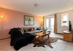 Location vacances South Holland - 612s Luxury 2 bedroom apartment terrace, waterview-4