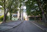 Location vacances Miskolc - Comfort 65 2-Bedroom Apartment with Balcony-3