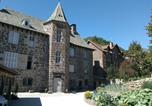 Hôtel Vic-sur-Cère - Maison du Chevalier des Huttes - Table et Chambres d'hôtes-3