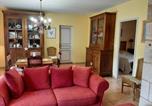 Location vacances Roussines - Gîte La Queue Rousse - Maison Ancienne avec Cheminée et Jardin Clôturé - Fr-1-653-132-3