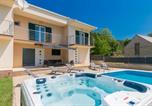 Location vacances Trilj - Beautiful Villa Anatea with pool in Makarska-4