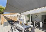 Location vacances Olonne-sur-Mer - Les Sables d'Olonne, maison avec jardin pour 6-2