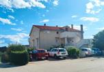 Location vacances Krk - Apartment with A - C in Krk-Insel Krk 55016-1