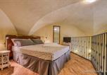 Location vacances Canino - Relais Pian Di Vico-4