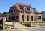 Location vacances  Gare de Lübeck - Landhaus Grunwald-2
