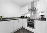 Location vacances Milton Keynes - Cotels at The Hub Serviced Apartments Fibre Wifi, Central Location in Vibrant Leisure Quarter, Free Parking-3