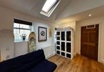 Location vacances Gare de Bornemouth - Chic Victorian Garden Flat - Cinema Projector - Parking-3