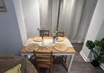 Location vacances Horley - Cosy room with en-suite-2