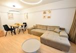 Location vacances  Eglise Stavropoleos - Twin Ii Apartment - One Bedroom - Cismigiu Gardens-1