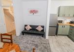 Location vacances  Gare Foregate de Worcester - Little Marrakesh Lodge-4