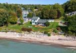 Location vacances London - Bayfield Lakefront Retreat • Hot Tub • Sunset View-1