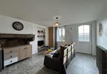 Location vacances  Allier - Gîte familial près de la nature et randonnées - Fr-1-489-518-4