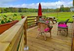 Location vacances  Ardennes - Cozy holiday home in Givonne, cleaning included-1