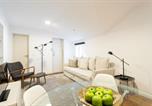 Location vacances  Le Bairro Alto - Living Bairro Alto V-1