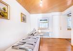 Location vacances Engen - Ferienwohnung Hewenpanorama 1-3