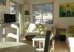 Location vacances Cavalaire-sur-Mer - Bel Apt T2 Climatisé 40 m² avec Terrasse, Proche Plages, Garage, Cavalaire-sur-Mer - Fr-1-100-123-1
