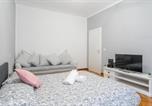 Location vacances  Ville métropolitaine de Turin - Bright and Central Flat - Metro & Station Nearby-1