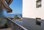 Location vacances Gare SNCF de Saint-Raphaël Valescure - Studio climatisé proche plage et commerces, balcon, parking, linge et wifi disponibles - Fr-1-466a-40-1