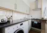 Location vacances London - Incredibly Located 1bdr Hideaway in Soho-2