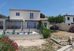 Location vacances Bédoin - Villa with a beautiful view at the foot of Mont Ventoux-1