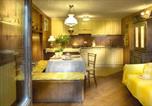 Location vacances Saint-Nicolas - Enchanting chalet in Gratillon with mountain view and sauna-1