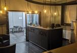 Hôtel Unterreichenbach - Business-Motel, free massage chairs, secure Xl-Parking, 24h-Checkin-1